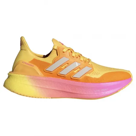 아디다스 Ultraboost 5 러닝화 6141113546