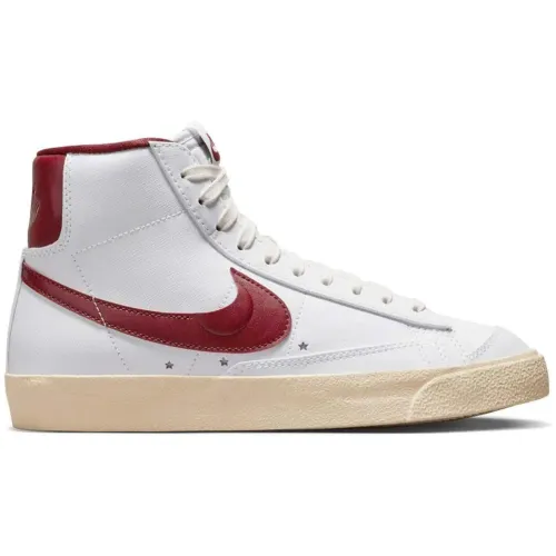 나이키 Blazer Mid 77 SE Sisterhood 운동화 141071421