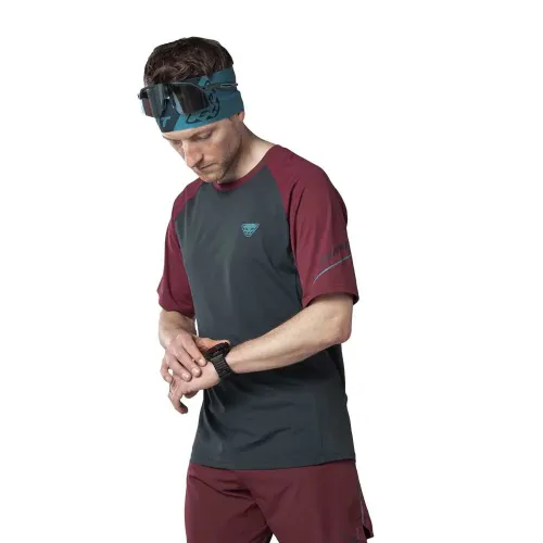 다이나핏 Alpine Pro 반팔 티셔츠 2140280744