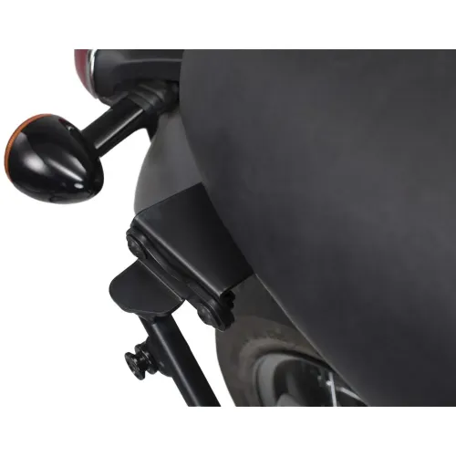 SW모텍 트라이엄프 우측 사이드 케이스 장착 어댑터 4138821212